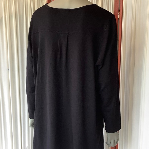 Tahari Womans Black Knit Top Pullover Long Sleeve Side Slits Hi-Low Size 2X - Picture 5 of 9